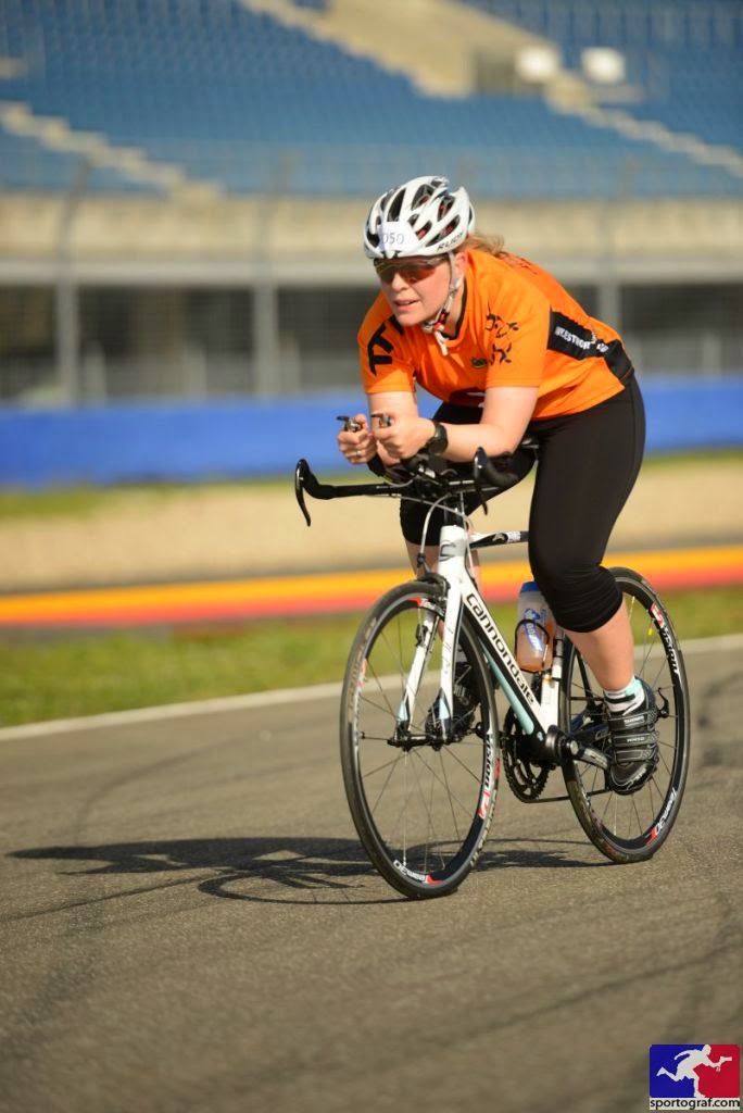 Claudia Bahlke Bike Triathlon