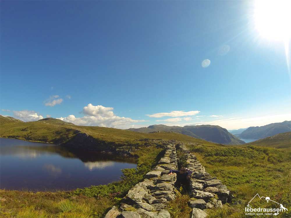 Brücke zwischen Mangevatna und Blafjellet
