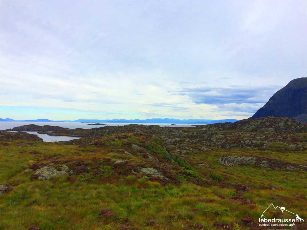 Wandern beim Biken in Norwegen