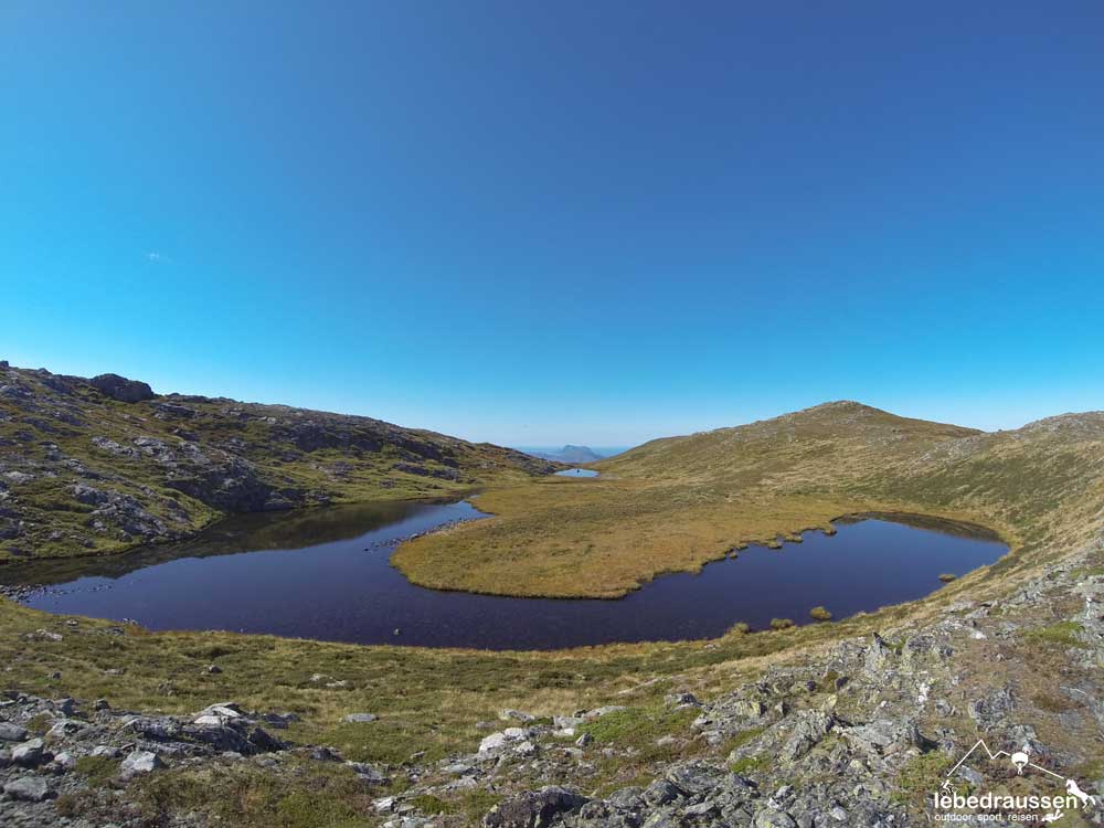 Bergsee zum Ytrevågenfjell