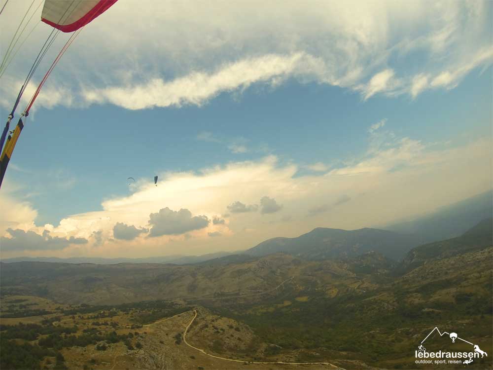 Paragliding in Gourdon