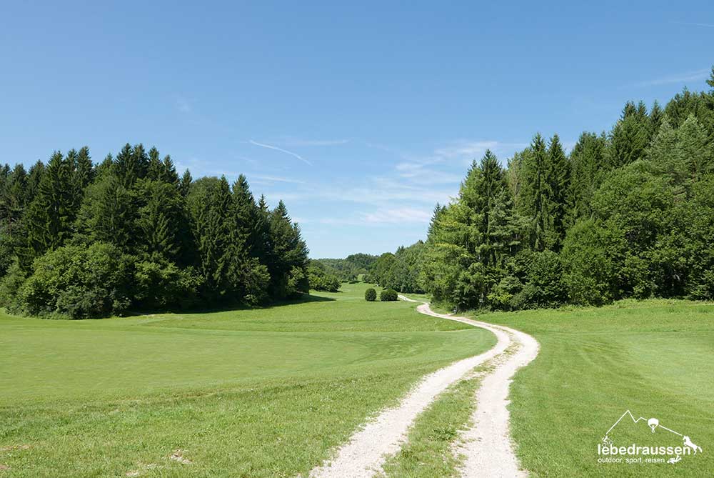 Heiner-Treuheit-Weg am Golfplatz