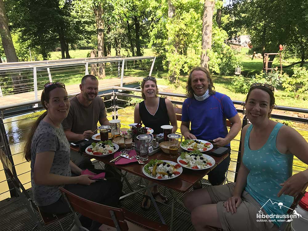 Mittagessen in Vorra