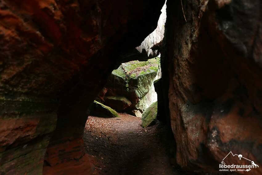 Felsen Durchgang Felsenwaldtour